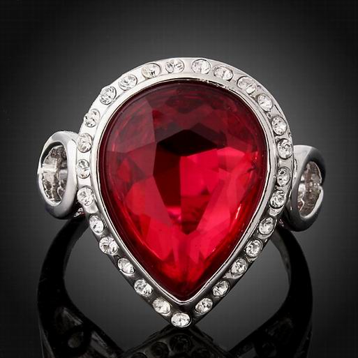 AMAZING 16CT SWAROVSKI CRYSTAL RING-sz 9.5
